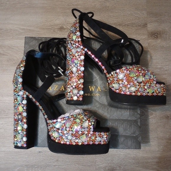 NIB Azalea Wang Brit Square Toe Strappy Platform Heel - Picture 15 of 16